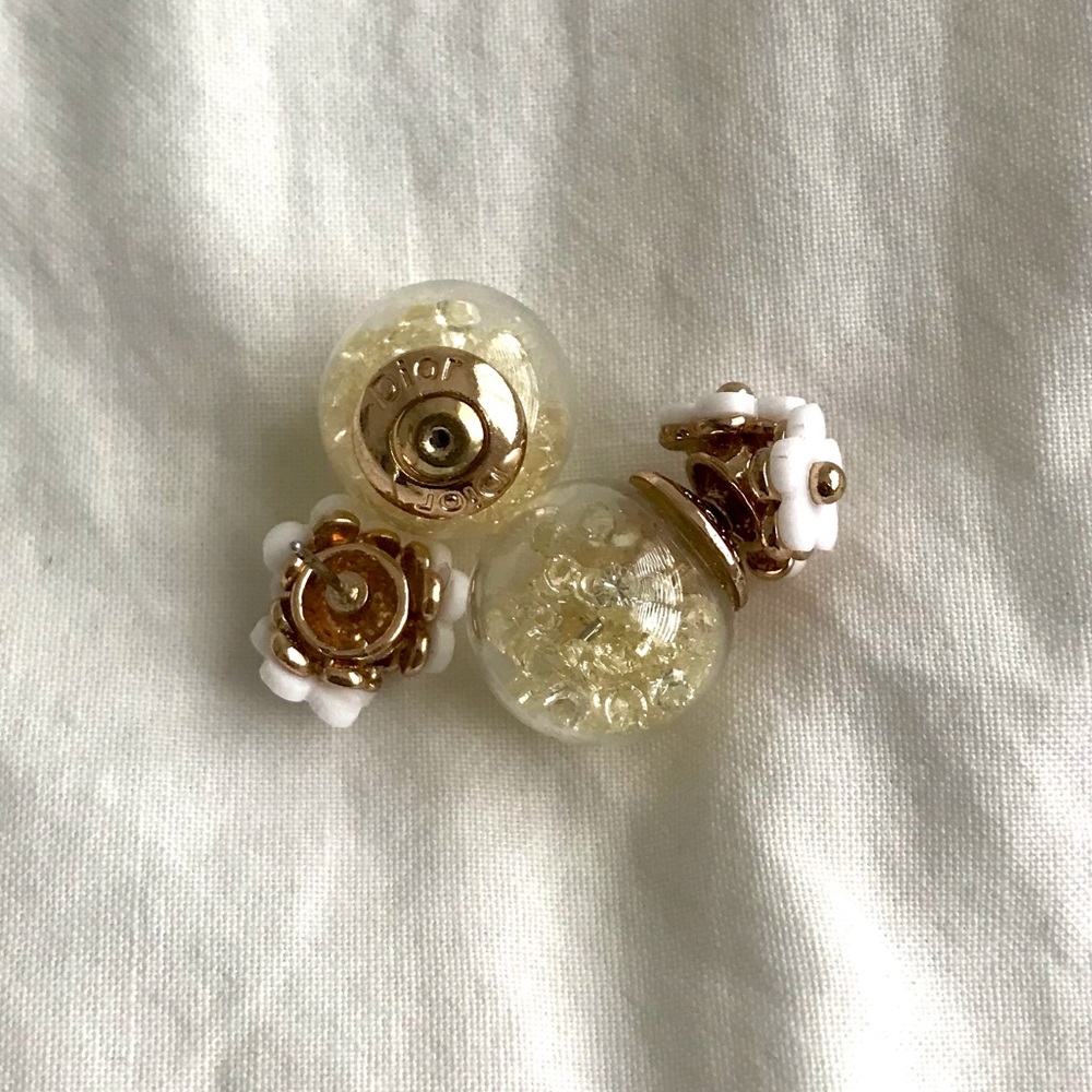 Fashion earrings